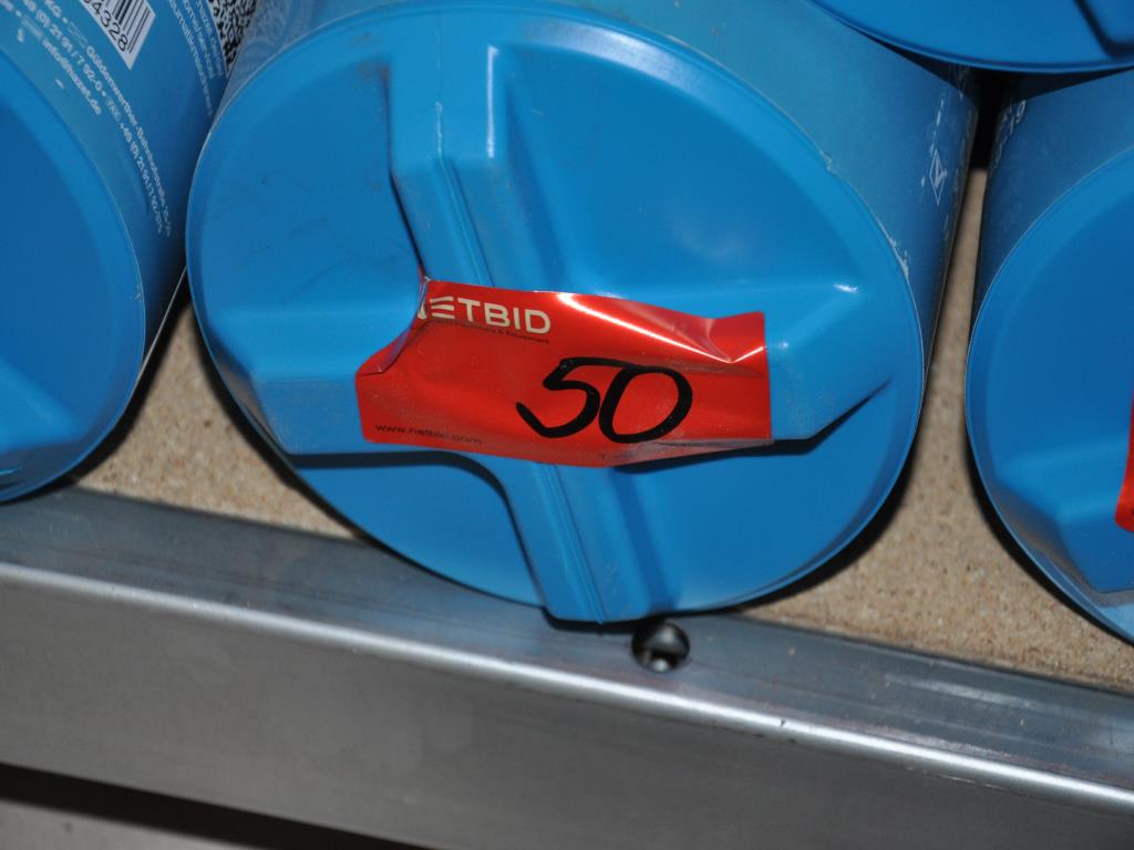 Maschinen, Werkzeuge, Handelsware / Werkstattausrüstung aus dem Umfeld<br> KFZ-Handwerk / Reifendienst-2